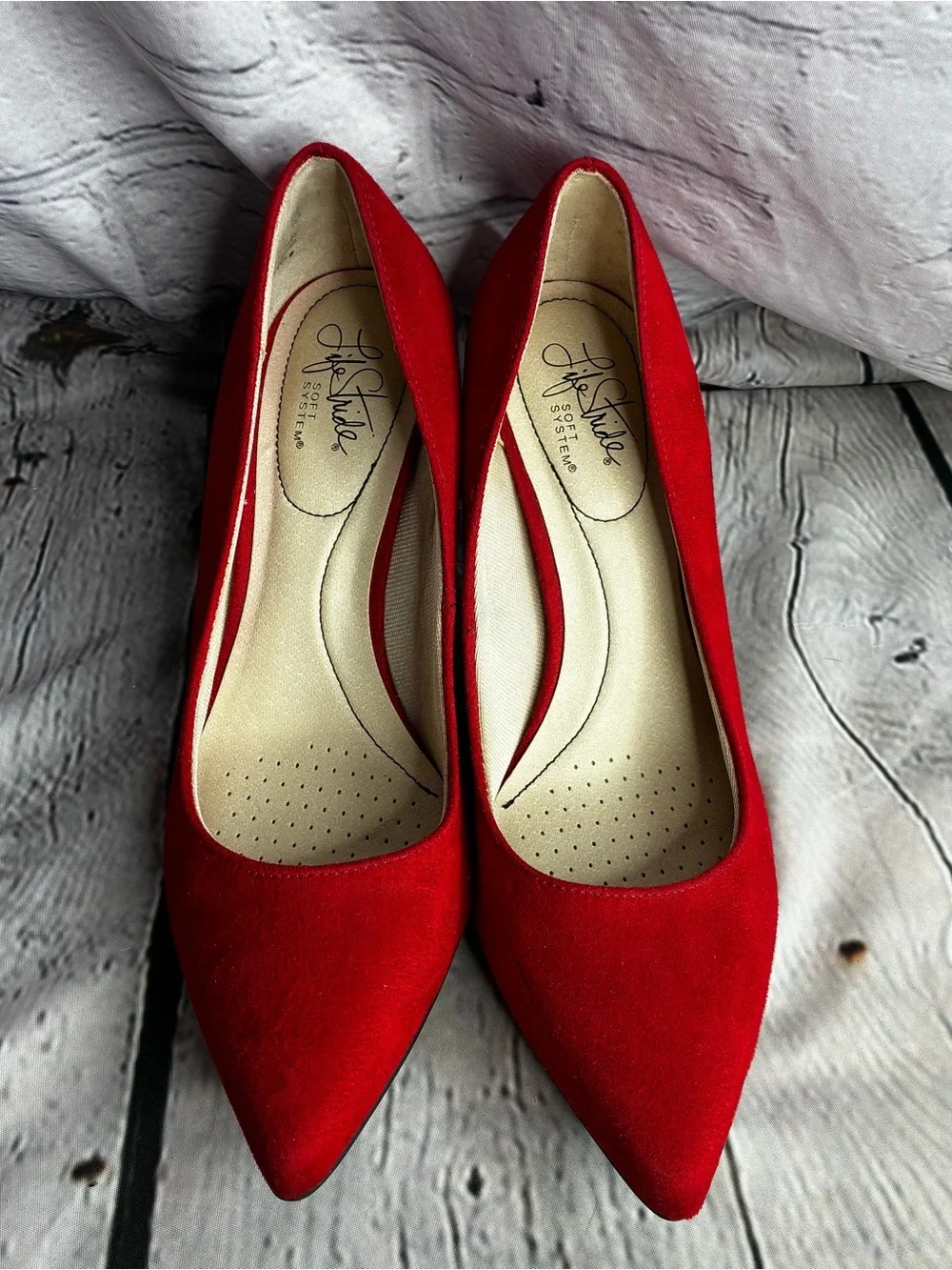 Women’s Strawberry Red Lovecore Career Faux Suede Pointed Toe Holiday Pumps 8.5